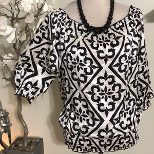 WHITE HOUSE BLACK MARKET SILK BLOUSE